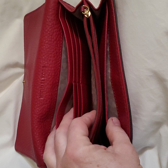 Michael Kors Wallet - Picture 7 of 14